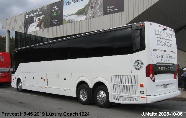 BUS/AUTOBUS: Prevost H3-45 2019 Luxury Coach