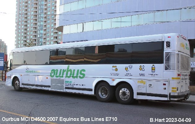 BUS/AUTOBUS: MCI D4500 2007 Equinox