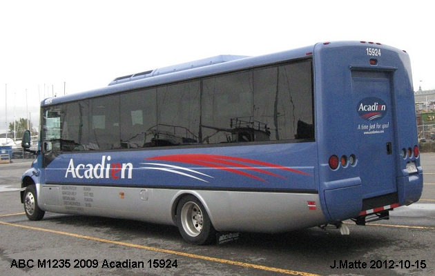 BUS/AUTOBUS: ABC M1235 2009 Acadian