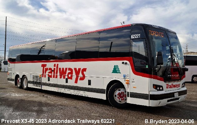 BUS/AUTOBUS: Prevost X3-45 2023 Adirondack