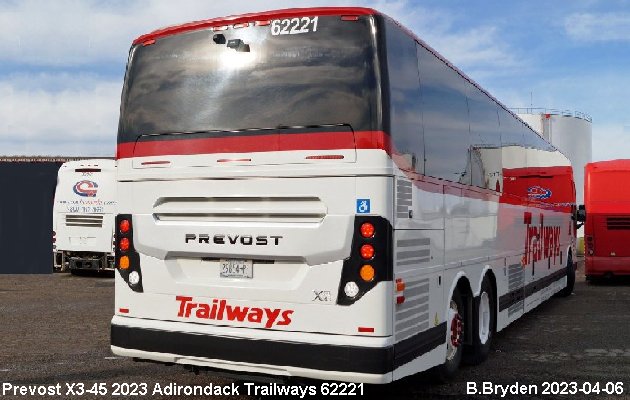 BUS/AUTOBUS: Prevost X3-45 2023 Adirondack