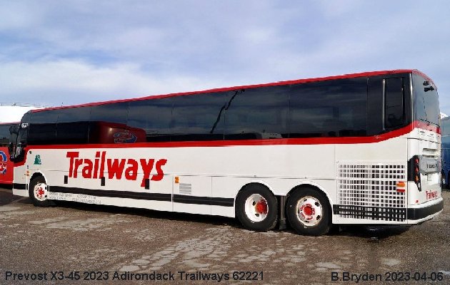 BUS/AUTOBUS: Prevost X3-45 2023 Adirondack