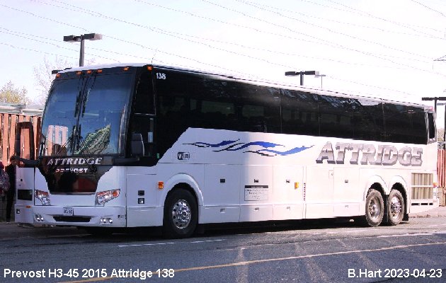 BUS/AUTOBUS: Prevost H3-45 2015 Attridge