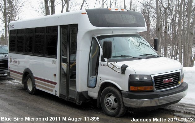 BUS/AUTOBUS: Blue Bird Microbird 2011 Auger M