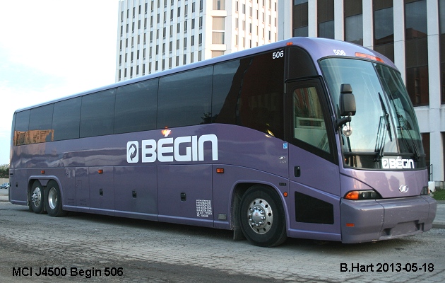 BUS/AUTOBUS: MCI J4500 2007 Begin