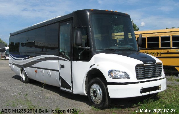 BUS/AUTOBUS: ABC M1235 2014 Bell-Horizon