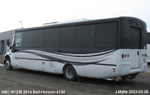 BUS/AUTOBUS: ABC M1235 2014 Bell-Horizon