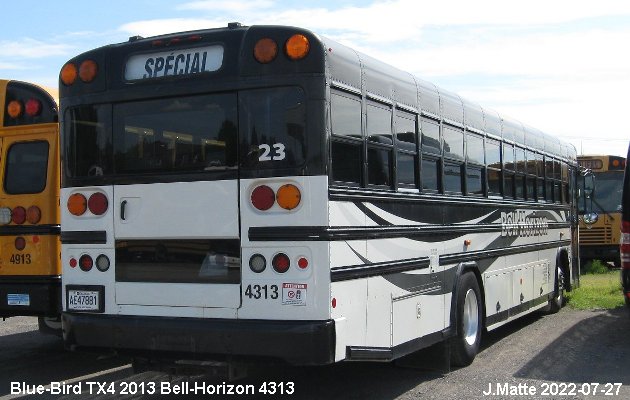 BUS/AUTOBUS: Blue Bird TX4 2013 Bell-Horizon