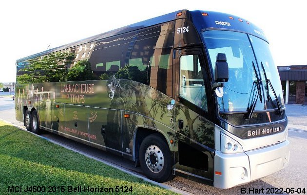 BUS/AUTOBUS: MCI J4500 2015 Bell-Horizon