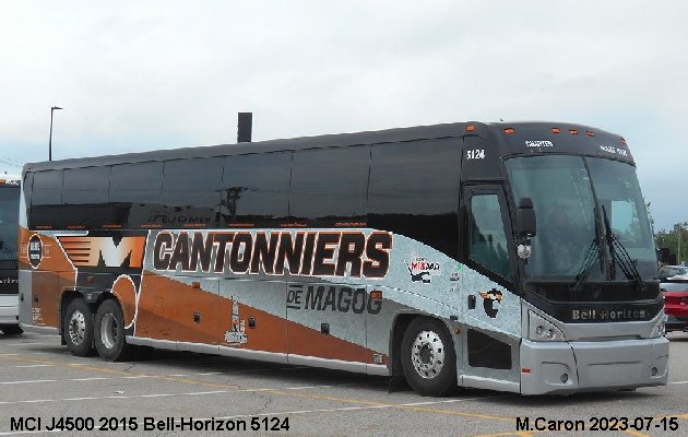 BUS/AUTOBUS: MCI J4500 2015 Bell-Horizon