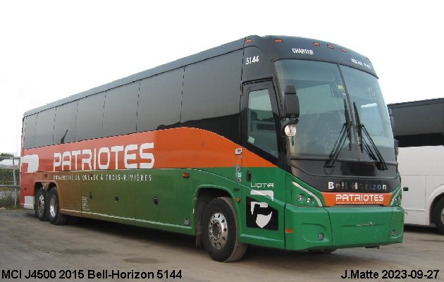 BUS/AUTOBUS: MCI J4500 2015 Bell-Horizon