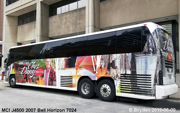 BUS/AUTOBUS: MCI J4500 2007 Bell-Horizon