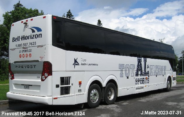 BUS/AUTOBUS: Prevost H3-45 2017 Bell-Horizon