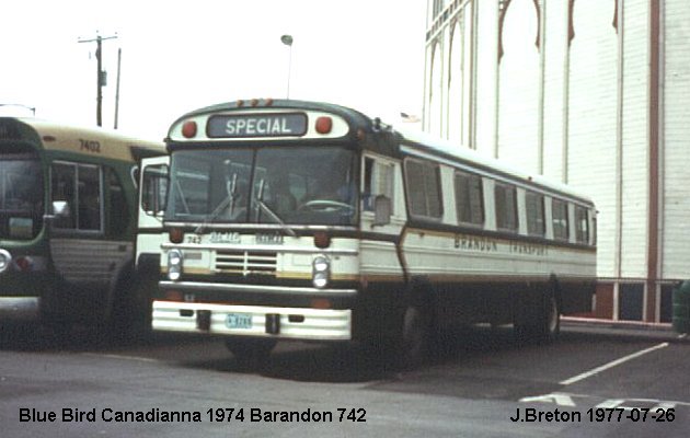 BUS/AUTOBUS: Blue Bird Canadianna 1974 Brandon
