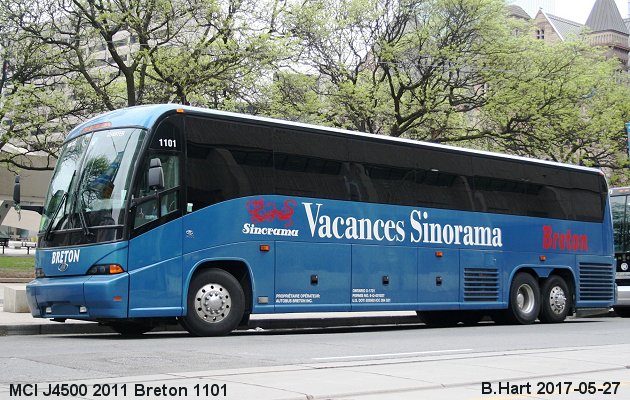 BUS/AUTOBUS: MCI J4500 2011 Breton