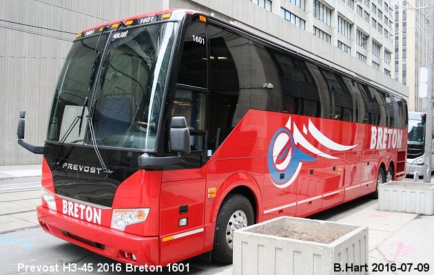 BUS/AUTOBUS: Prevost H3-45 2016 Breton