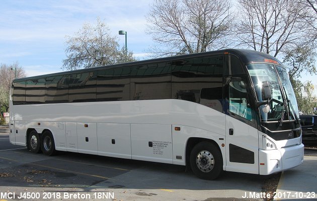 BUS/AUTOBUS: MCI J4500 2018 Breton