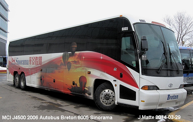 BUS/AUTOBUS: MCI J4500 2006 Breton