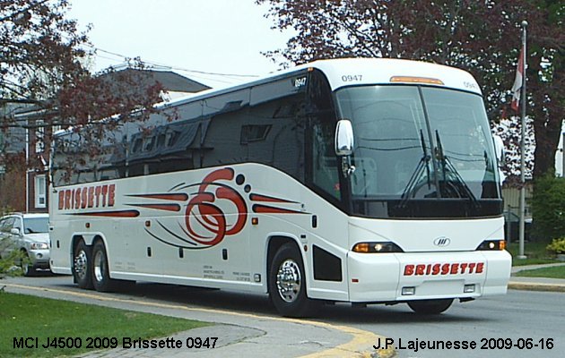 BUS/AUTOBUS: MCI J4500 2009 Brissette