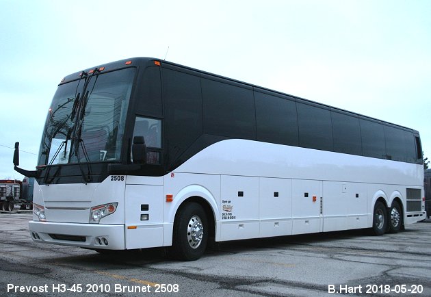 BUS/AUTOBUS: Prevost H3-45 2010 Brunet