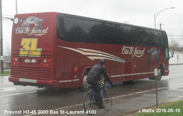 BUS/AUTOBUS: Prevost H3-45 2000 Bas St-Laurent