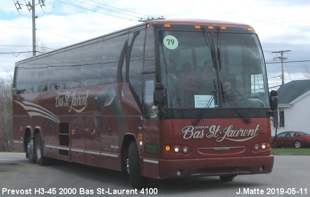 BUS/AUTOBUS: Prevost H3-45 2000 Bas St-Laurent