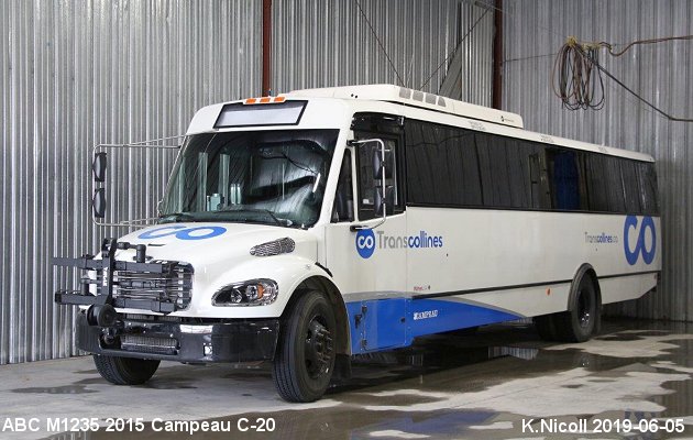 BUS/AUTOBUS: ABC M1235 2015 Campeau