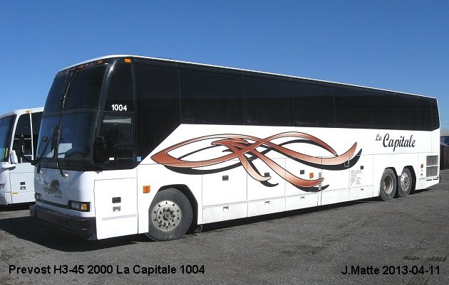 BUS/AUTOBUS: Prevost H3-45 2000 Capitale