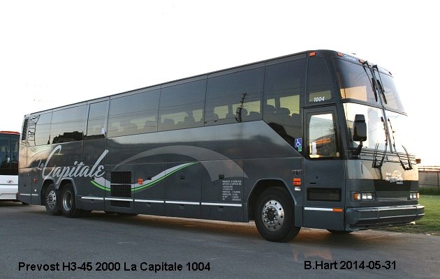 BUS/AUTOBUS: Prevost H3-45 2000 Capitale