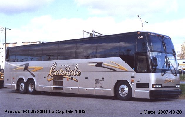 BUS/AUTOBUS: Prevost H3-45 2001 Capitale