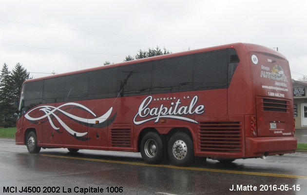 BUS/AUTOBUS: MCI J4500 2002 La Capitale