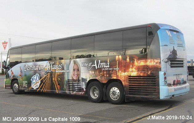 BUS/AUTOBUS: MCI J4500 2009 La Capitale