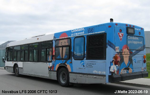 BUS/AUTOBUS: Novabus LFS 2006 CFTC