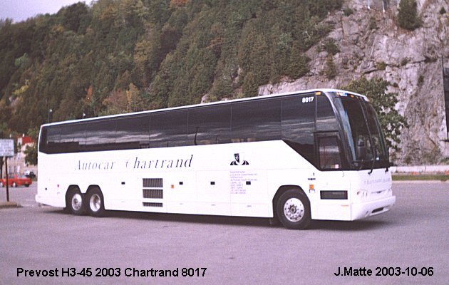 BUS/AUTOBUS: Prevost H3-45 2003 Chartrand