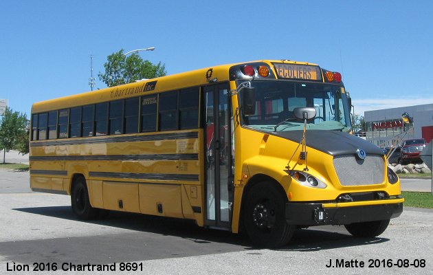 BUS/AUTOBUS: Lion C300 2016 Chartrand