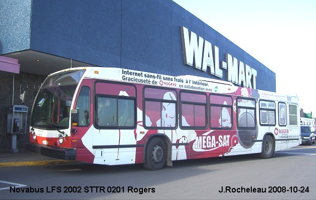 BUS/AUTOBUS: Novabus LFS 2002 STTR