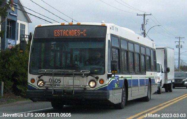 BUS/AUTOBUS: Novabus LFS 2005 STTR