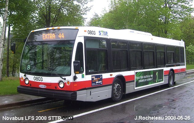 BUS/AUTOBUS: Novabus LFS 2008 STTR