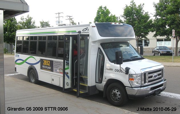 BUS/AUTOBUS: Gillig G5 2009 STTR