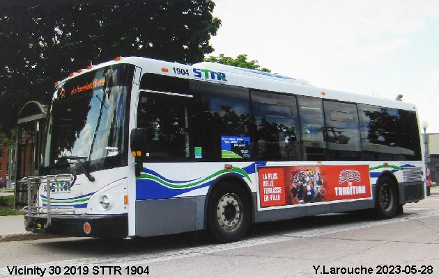 BUS/AUTOBUS: Vicinity 30 2019 STTR