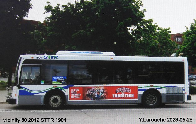 BUS/AUTOBUS: Vicinity 30 2019 STTR