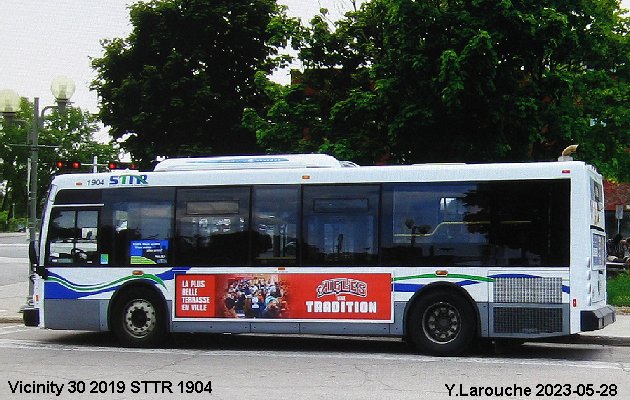 BUS/AUTOBUS: Vicinity 30 2019 STTR