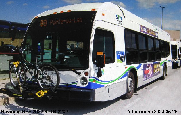 BUS/AUTOBUS: Novabus HEV 2022 STTR