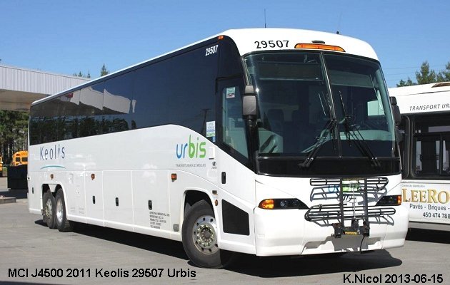 BUS/AUTOBUS: MCI J4500 2011 Keolis