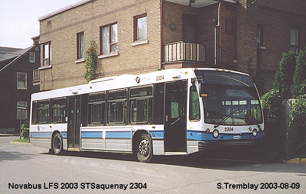 BUS/AUTOBUS: Novabus LFS 2003 STSaguenay