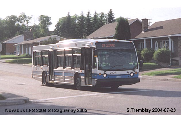 BUS/AUTOBUS: Novabus LFS 2004 STSaguenay