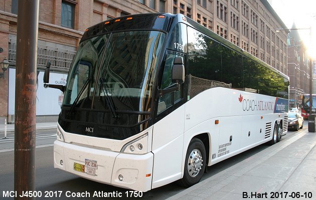 BUS/AUTOBUS: Prevost H3-45 2017 Trius