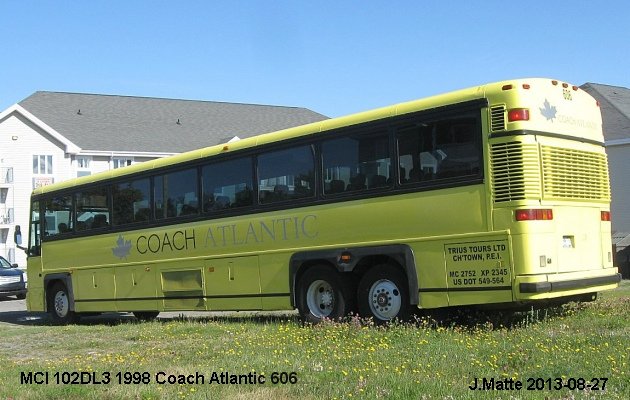 BUS/AUTOBUS: MCI 102DL3 1998 Trius