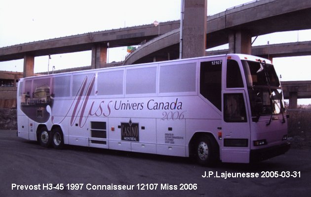 BUS/AUTOBUS: Prevost H3-45 1997 Connaisseur