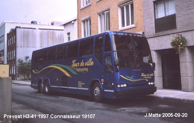 BUS/AUTOBUS: Prevost H3-41 1997 Connaisseur